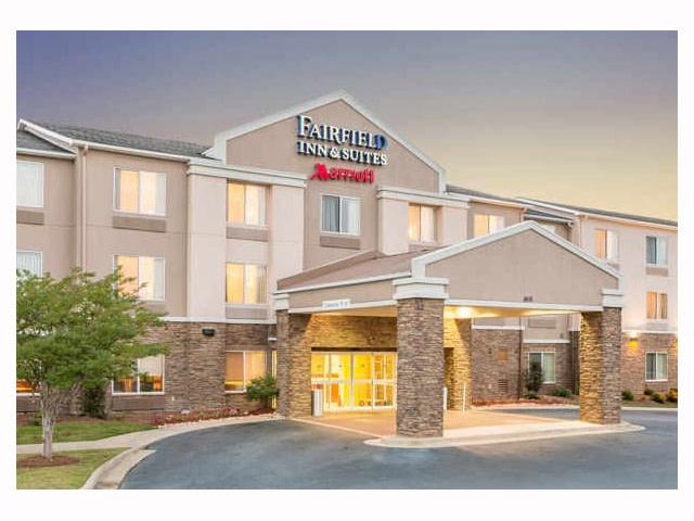 Fairfield Inn & Suites Columbus