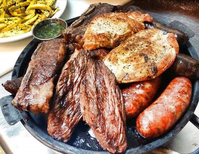 Exterior view of Sabores Del Plata