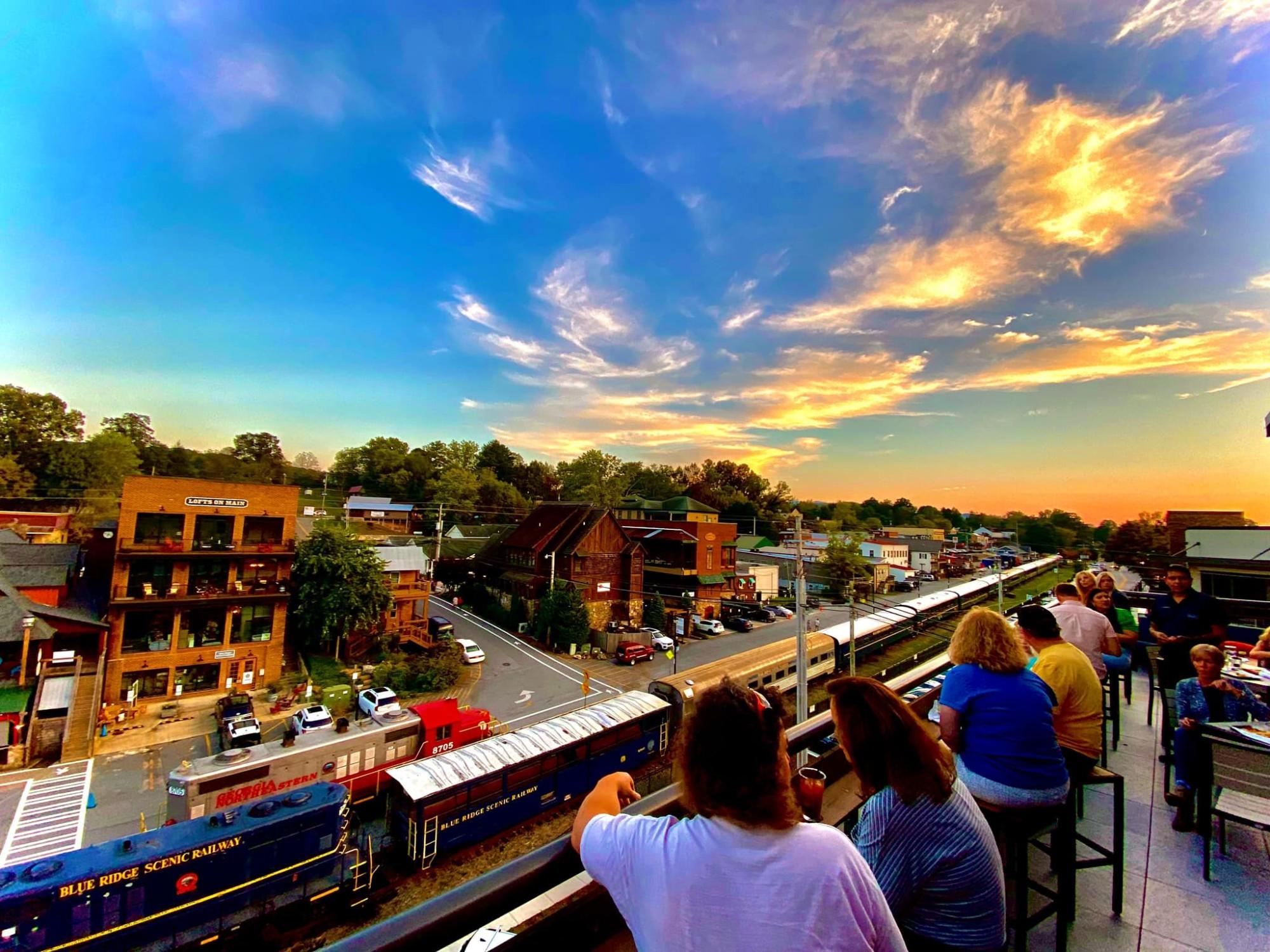 Outdoor dining at Hook & Eye