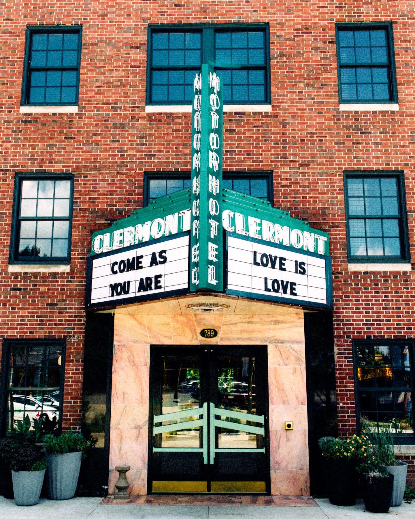 Hotel Clermont exterior